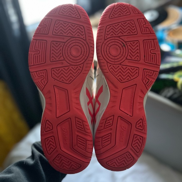 ASICS Women's White and Pink Athletic Shoes - Picture 5 of 5